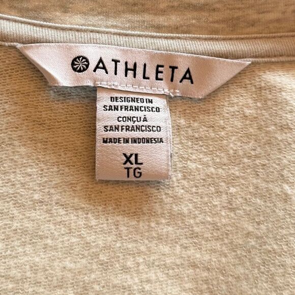 ATHLETA NWOT  GRAY GATHERED SIDES SWEATSHIRT XLG - Picture 5 of 5